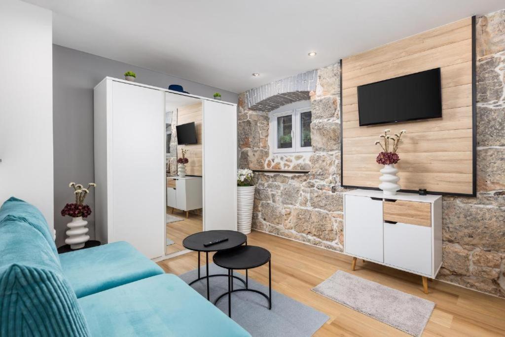 Apartman Barocco Lovran Bagian luar foto